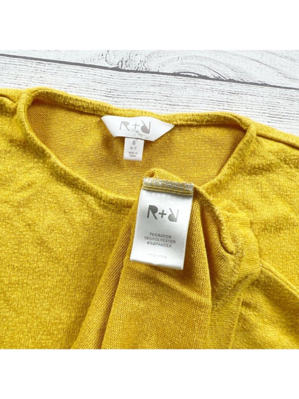 Rumi & Ryder Girls Yellow Long Sleeve Pocket Tunic Sweater S 6-7 - Picture 2 of 3